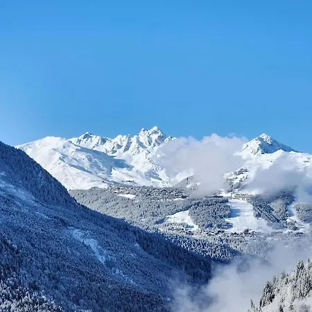 200 M Des Télécabines, Cheminée&cosy *