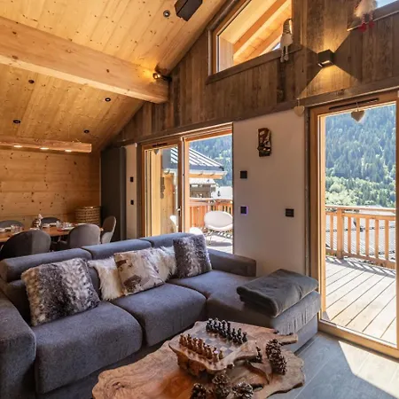200 M Des Télécabines, Cheminée&cosy Appartement *
